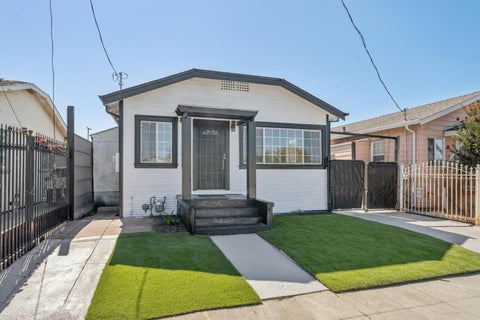 Tiny photo for 1042 69th Avenue, OAKLAND, CA 94621 (MLS # ML82060490)