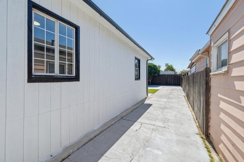 Tiny photo for 1042 69th Avenue, OAKLAND, CA 94621 (MLS # ML82060490)