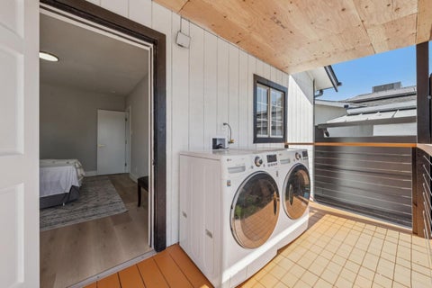 Tiny photo for 1042 69th Avenue, OAKLAND, CA 94621 (MLS # ML82060490)