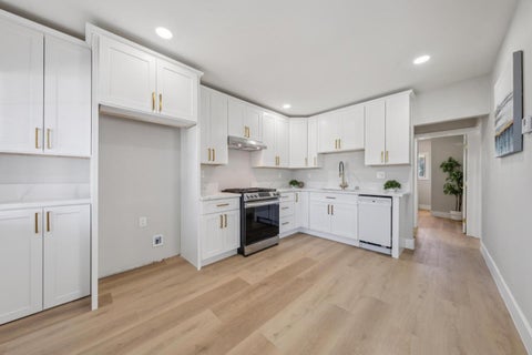 Tiny photo for 1042 69th Avenue, OAKLAND, CA 94621 (MLS # ML82060490)