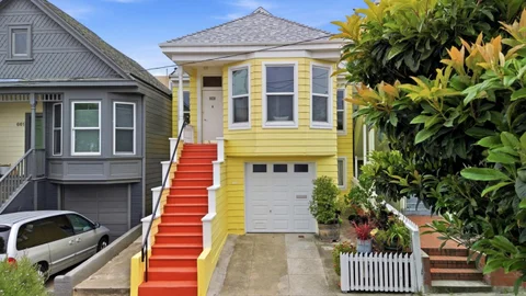 667 London Street, San Francisco, CA 94112 - #: ML82053793