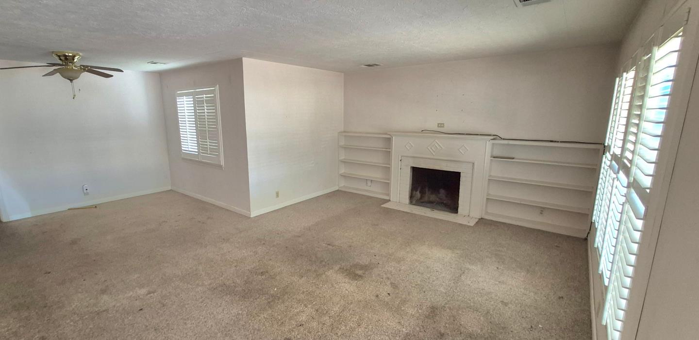 1032 9th Street