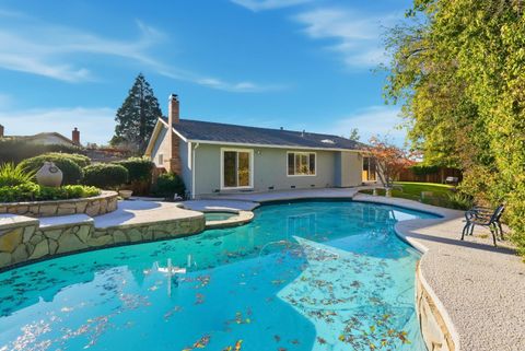 Tiny photo for 50 Nottingham Pl Place, CLAYTON, CA 94517 (MLS # ML82029409)