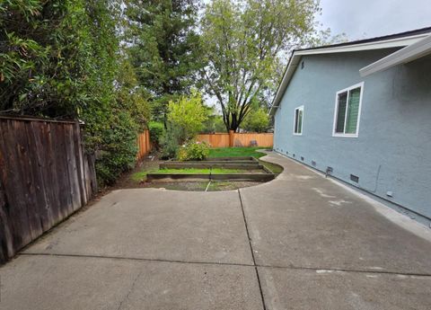 Tiny photo for 50 Nottingham Pl Place, CLAYTON, CA 94517 (MLS # ML82029409)
