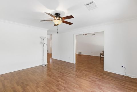 Tiny photo for 50 Nottingham Pl Place, CLAYTON, CA 94517 (MLS # ML82029409)