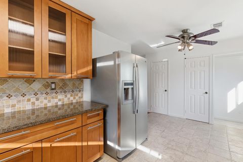 Tiny photo for 50 Nottingham Pl Place, CLAYTON, CA 94517 (MLS # ML82029409)