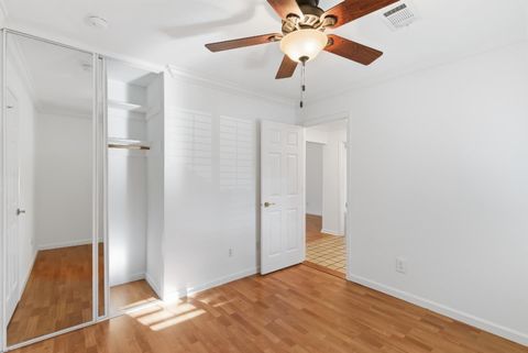 Tiny photo for 50 Nottingham Pl Place, CLAYTON, CA 94517 (MLS # ML82029409)