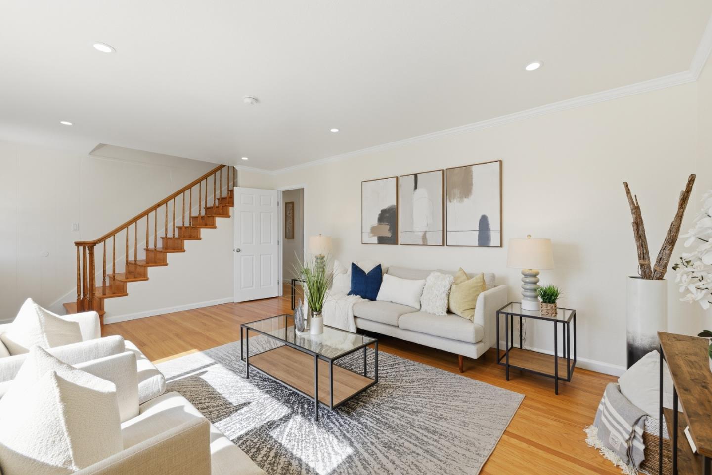3139 Laneview Drive