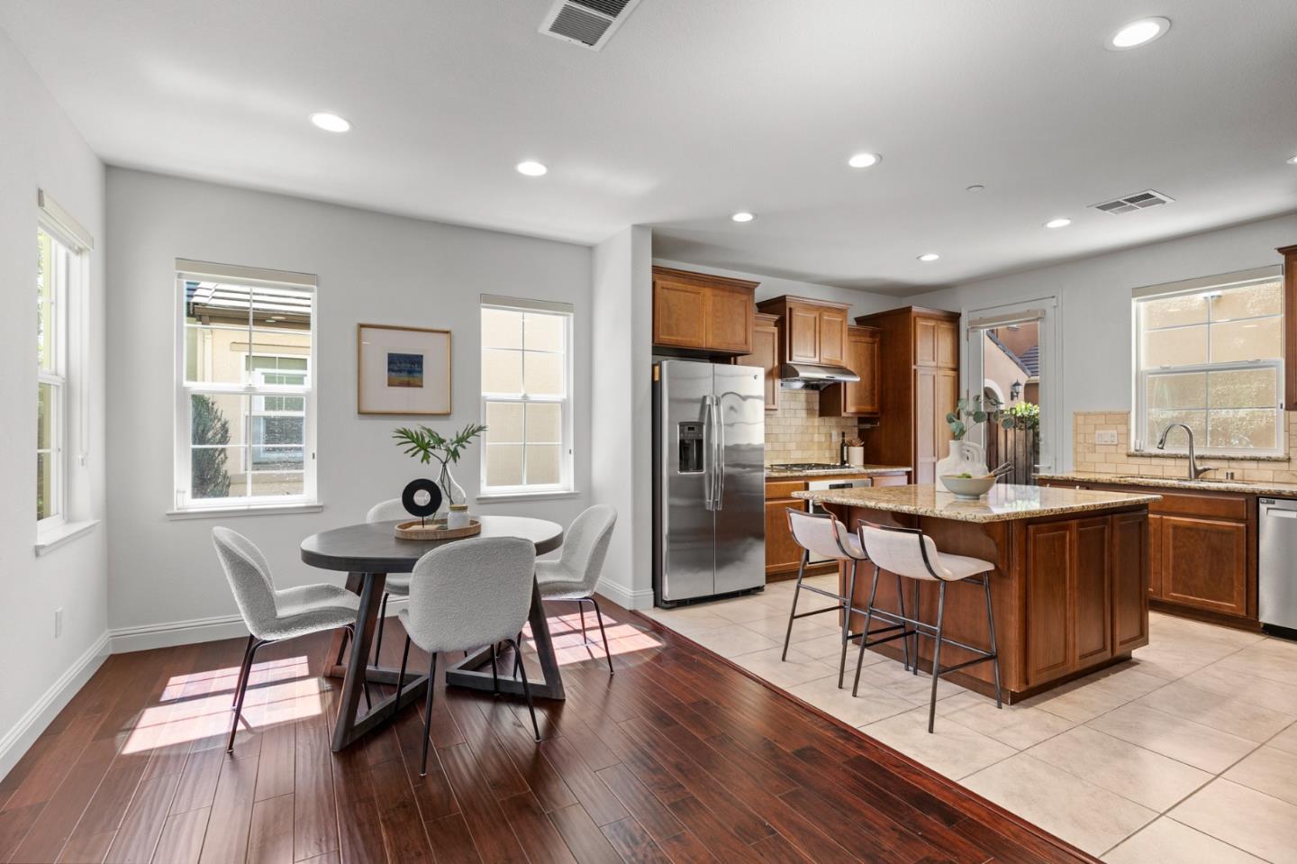 38881 Photinia Place