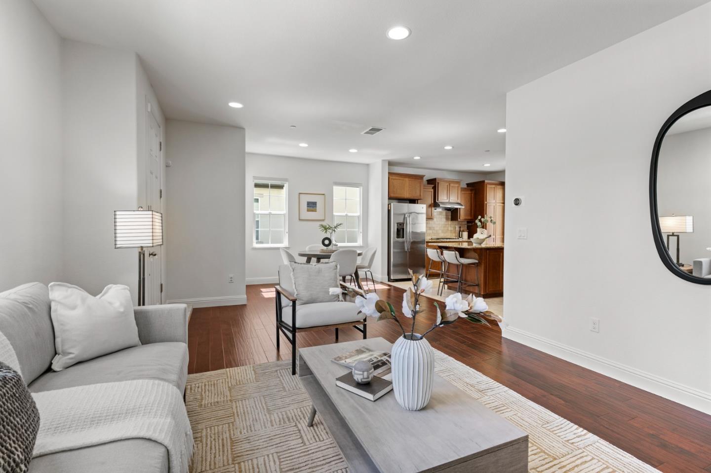 38881 Photinia Place