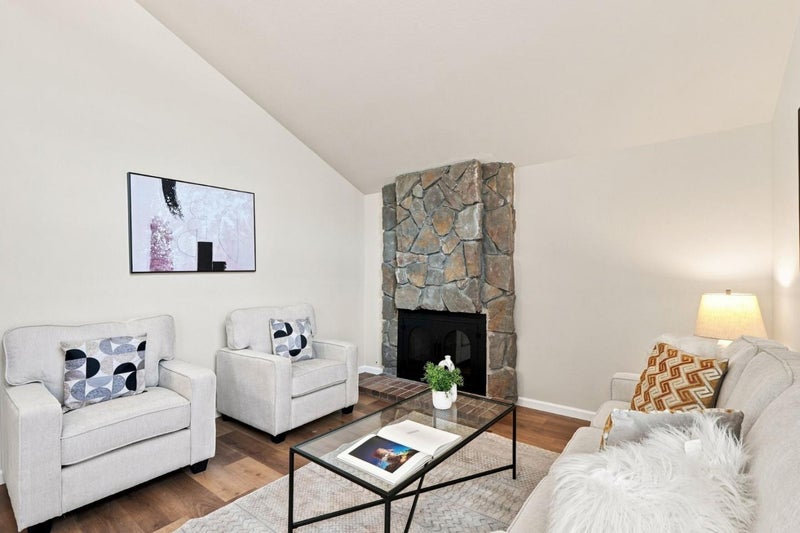 428 Saddlebrook Lane