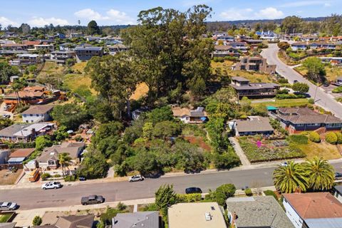 Tiny photo for 1520 Escalona Drive, SANTA CRUZ, CA 95060 (MLS # ML82029693)
