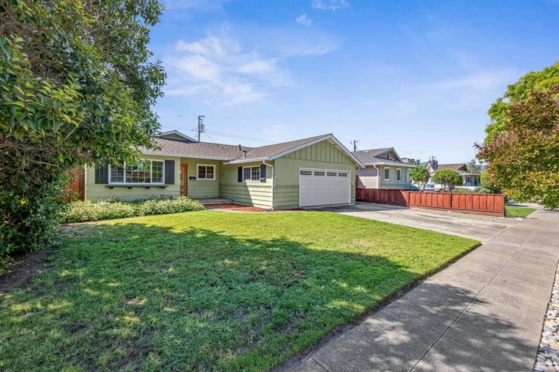 1832 Calistoga Drive