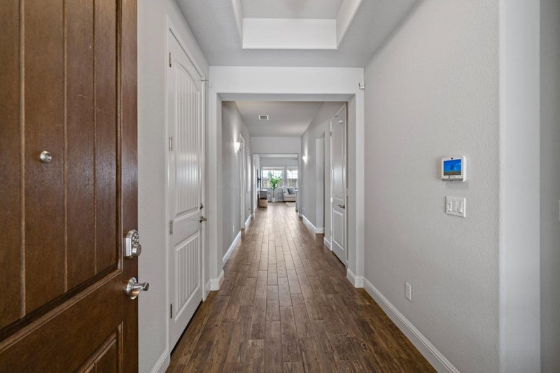 806 Fairywren Court