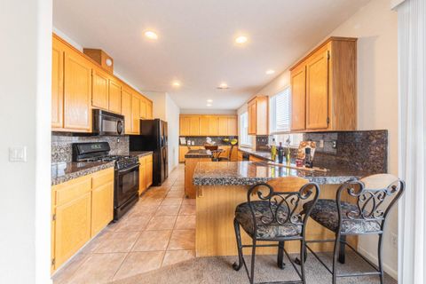 Tiny photo for 965 Las Flores Street, SOLEDAD, CA 93960 (MLS # ML82036893)