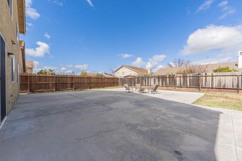 Tiny photo for 965 Las Flores Street, SOLEDAD, CA 93960 (MLS # ML82036893)