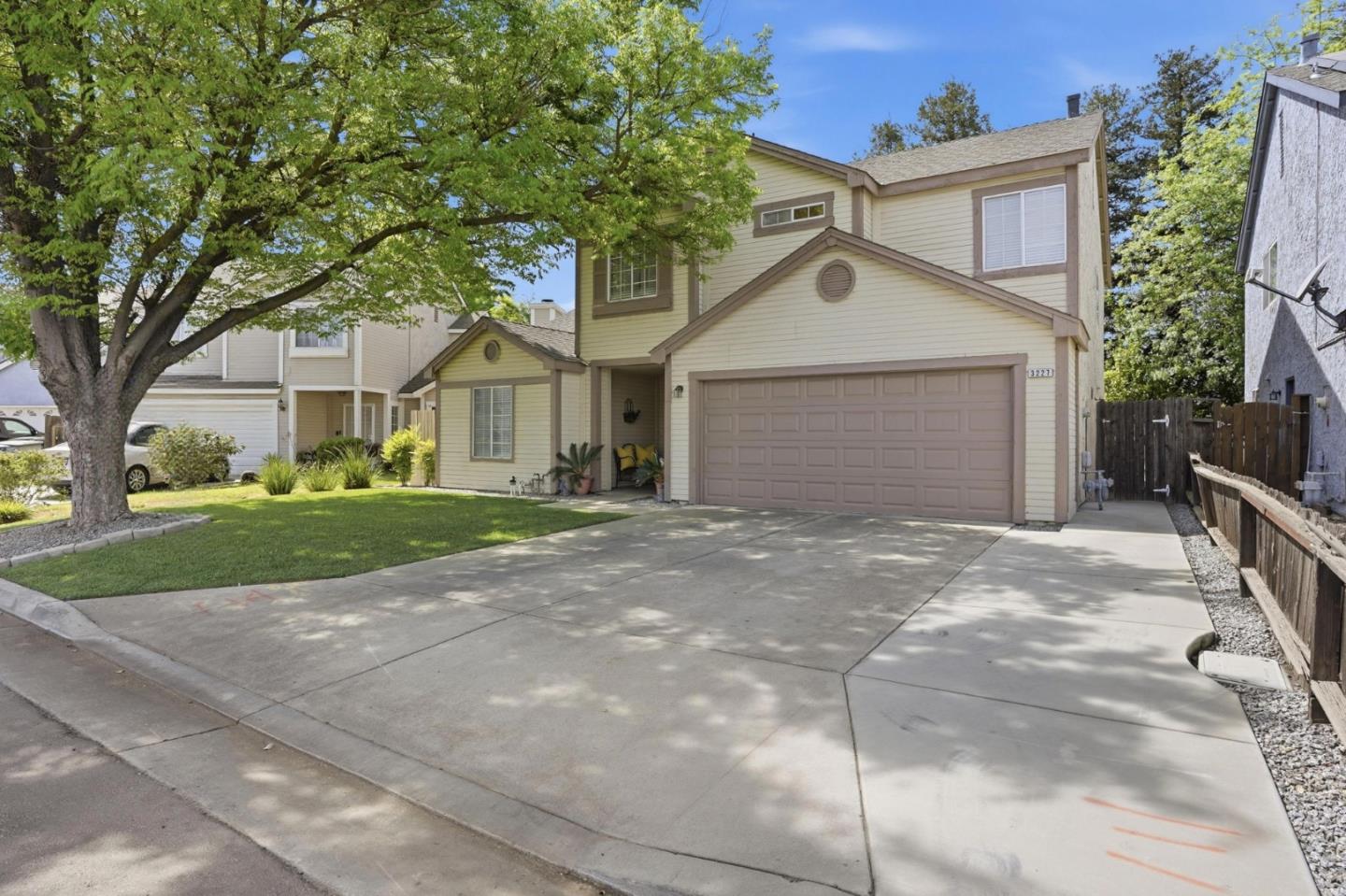 3227 dewey