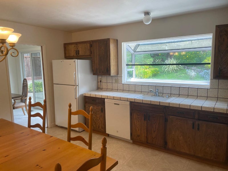 832 Oddstad Boulevard