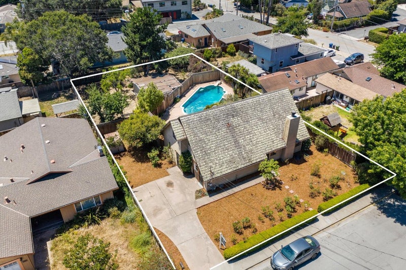 1024 Webster Street