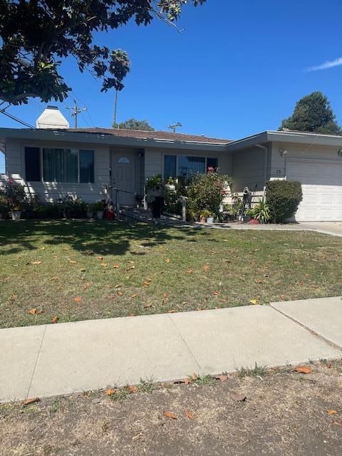 Photo of 15 Saint Francis Way, SALINAS, CA 93906 (MLS # ML82019942)