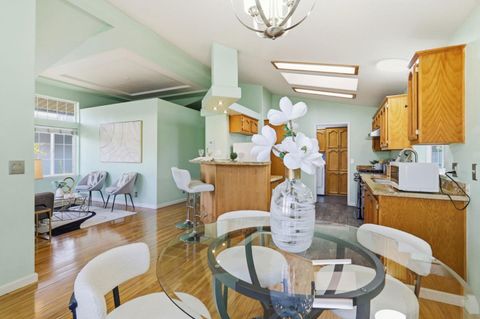 Tiny photo for 1520 E CAPITOL EXPWY Expy #103, SAN JOSE, CA 95121 (MLS # ML82029193)