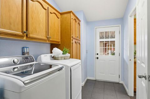 Tiny photo for 1520 E CAPITOL EXPWY Expy #103, SAN JOSE, CA 95121 (MLS # ML82029193)