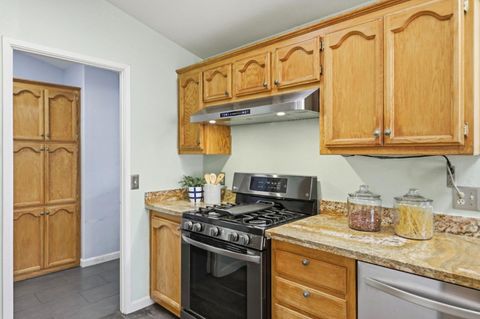 Tiny photo for 1520 E CAPITOL EXPWY Expy #103, SAN JOSE, CA 95121 (MLS # ML82029193)