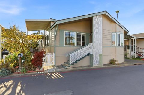 Tiny photo for 1520 E CAPITOL EXPWY Expy #103, SAN JOSE, CA 95121 (MLS # ML82029193)