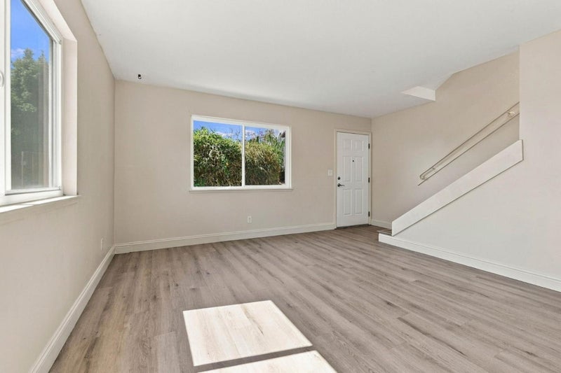 7555 Sunset Way 6