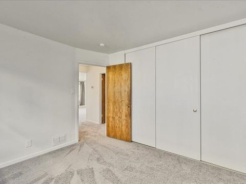 Tiny photo for 750 Bacon Street #2, SAN FRANCISCO, CA 94134 (MLS # ML82027715)