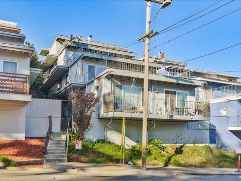 Tiny photo for 750 Bacon Street #2, SAN FRANCISCO, CA 94134 (MLS # ML82027715)