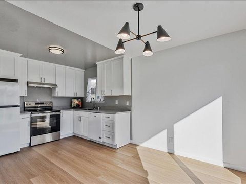 Tiny photo for 750 Bacon Street #2, SAN FRANCISCO, CA 94134 (MLS # ML82027715)