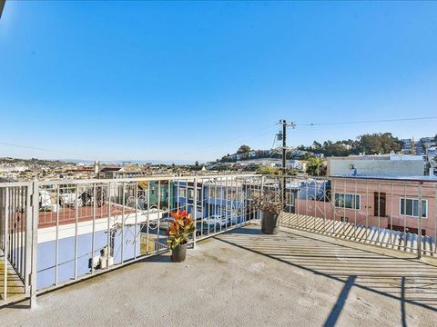 Tiny photo for 750 Bacon Street #2, SAN FRANCISCO, CA 94134 (MLS # ML82027715)
