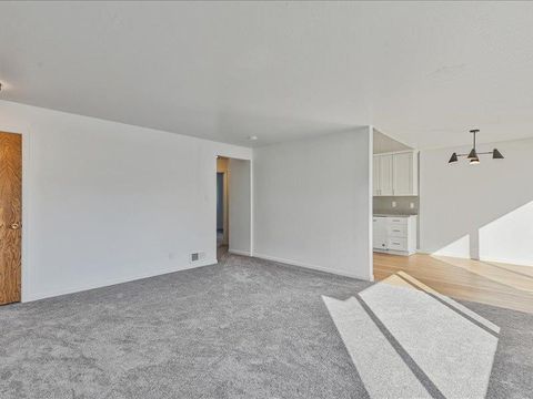 Tiny photo for 750 Bacon Street #2, SAN FRANCISCO, CA 94134 (MLS # ML82027715)