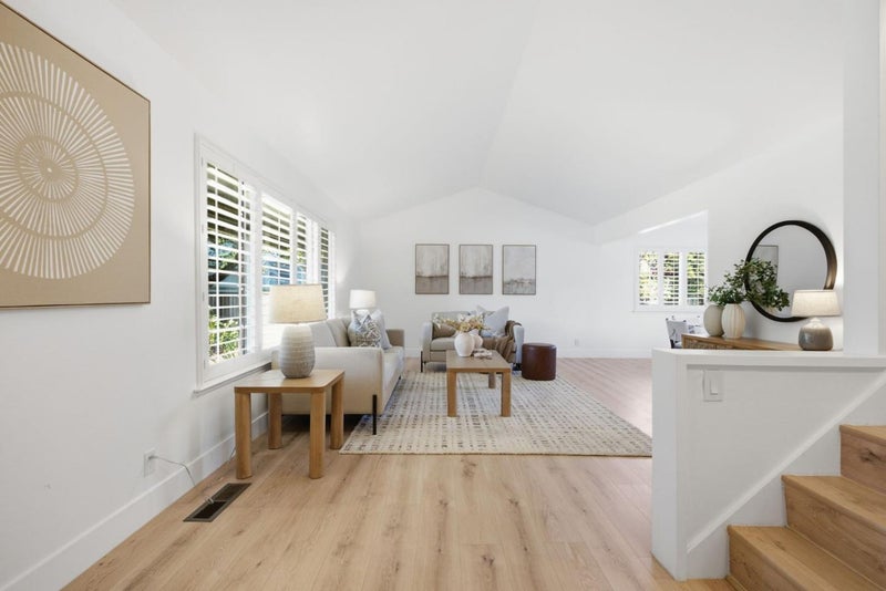 6088 Knoll Park Court