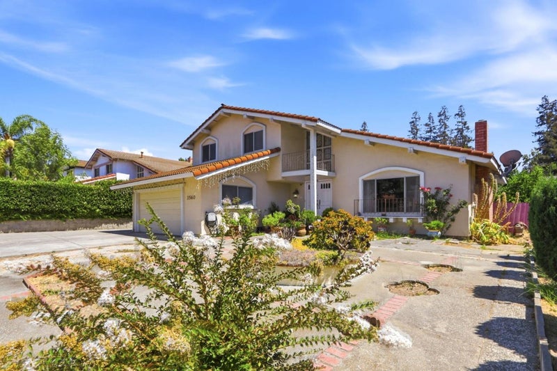 3560 Eastridge Drive