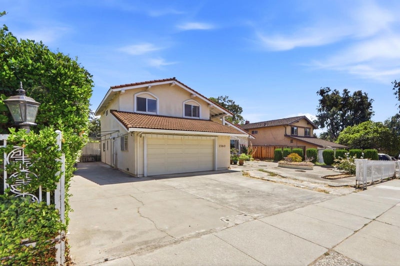 3560 Eastridge Drive