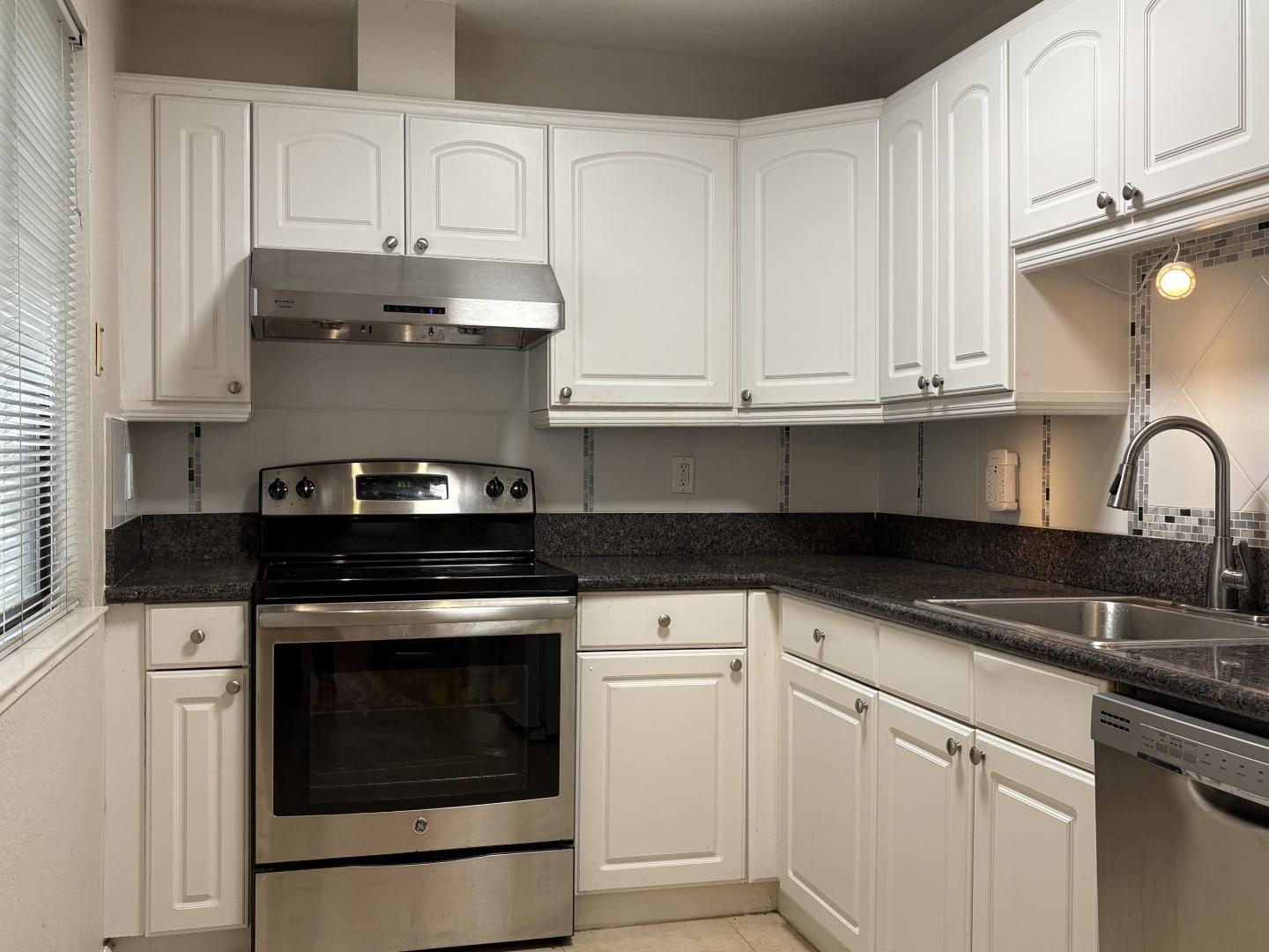 449 Alberto Way 131