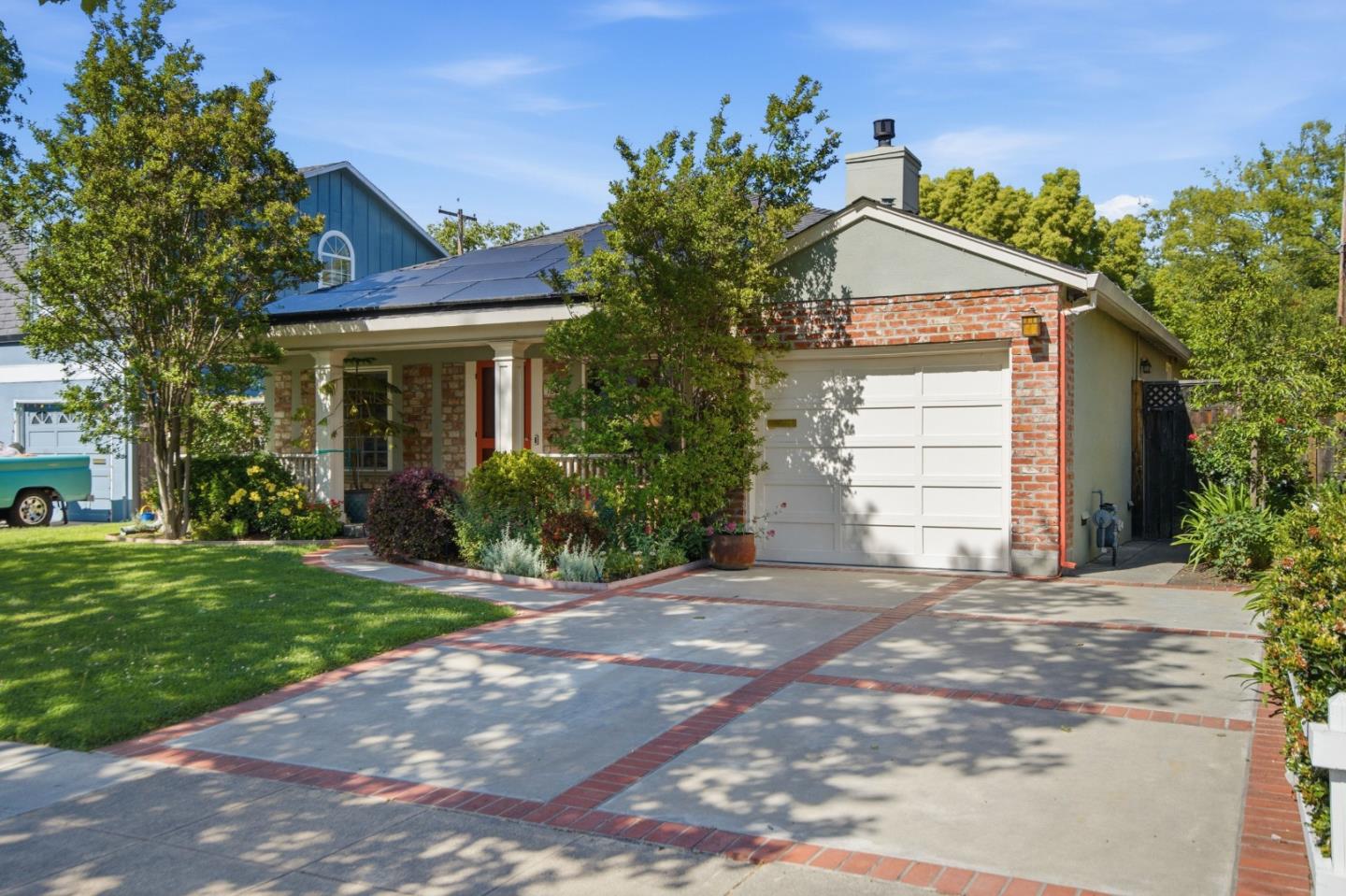 1627 Kentucky Street