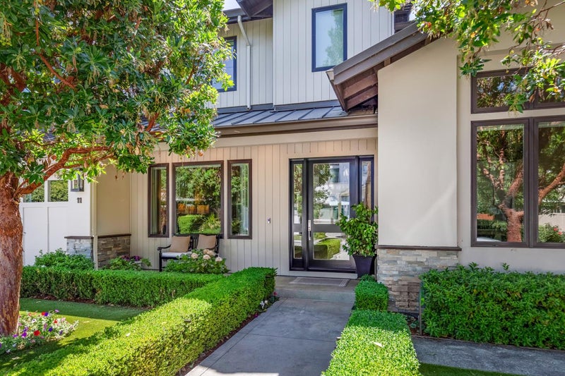 11 Rossi Lane