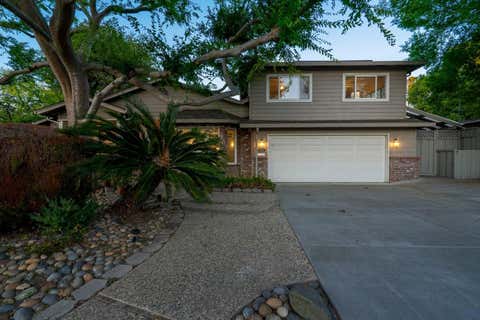 Photo of 14836 Elton Drive, SAN JOSE, CA 95124 (MLS # ML82053556)