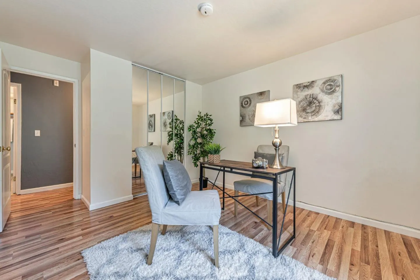 Santa Clara, California 95051, United States, 2 Bedrooms Bedrooms, ,2 BathroomsBathrooms,Residential,Contingent,194877