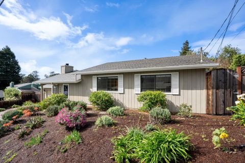 Photo of 509 Alta Drive, Aptos, CA 95003 (MLS # ML82035954)