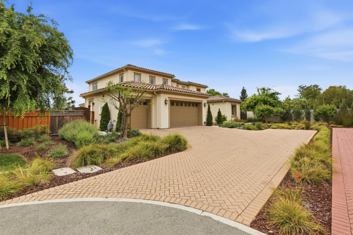 18665 Corte Arcangel