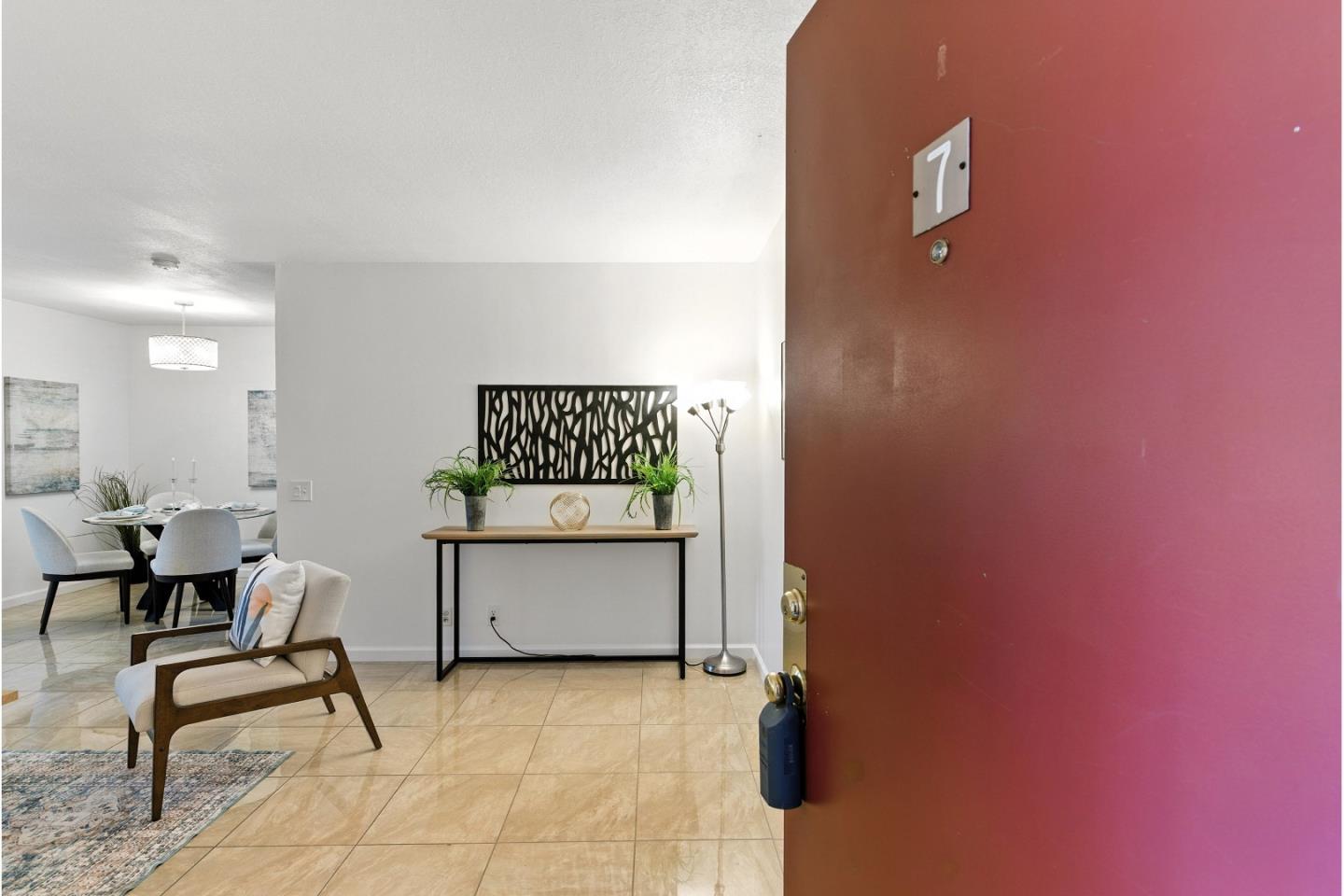 2454 West Bayshore Road 7