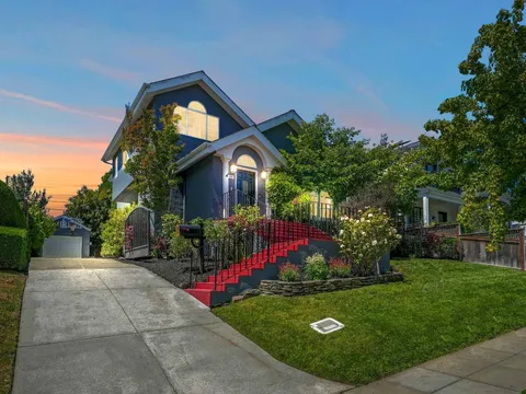1361 Vancouver Avenue, Burlingame, CA 94010 - #: ML82049774