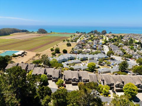Tiny photo for 160 Seascape Ridge Drive, APTOS, CA 95003 (MLS # ML82029328)