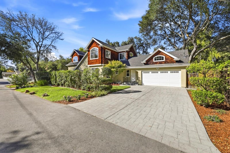 3855 Magnolia Drive