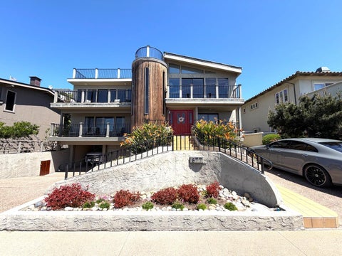 Photo of 877 Via Gaviota, APTOS, CA 95003 (MLS # ML82049769)