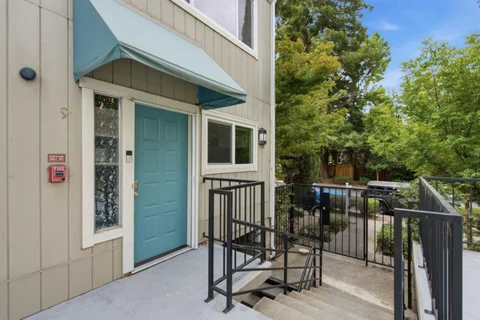 165 E Okeefe Street Unit 9, Menlo Park, CA 94025 - #: ML82054674